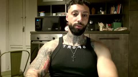 Snapshot of masculineguy69 chatting on 05/19/26, 11:44 masculineguy69 online show from 05/19/26, 11:44