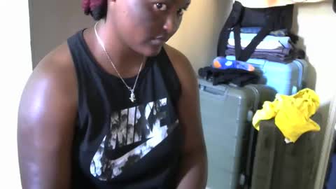 Snapshot of maseratty chatting on 11/05/25, 07:41 Cate online show from 11/05/25, 07:41