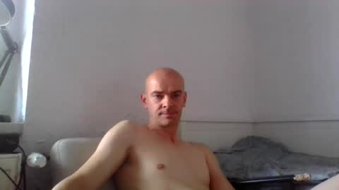 Snapshot of maserstti chatting on 06/18/26, 04:22 maserstti online show from 06/18/26, 04:22