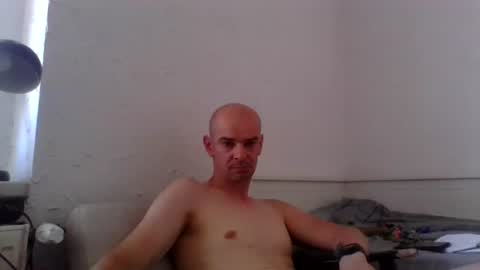 Snapshot of maserstti chatting on 06/28/26, 01:28 maserstti online show from 06/28/26, 01:28