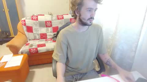 mash_potatoes_are_good online show from 09/26/25, 02:21