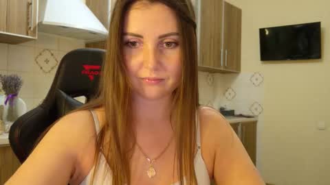 Snapshot of masha_queen chatting on 11/24/25, 07:02 Masha online show from 11/24/25, 07:02