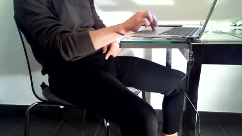 Mask07 online show from 12/08/24, 08:36