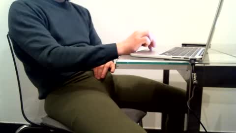 Mask07 online show from 01/17/25, 10:23