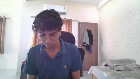 Mask Boy online show from 11/28/25, 04:37