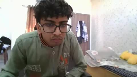 Mask Boy online show from 01/09/26, 04:37