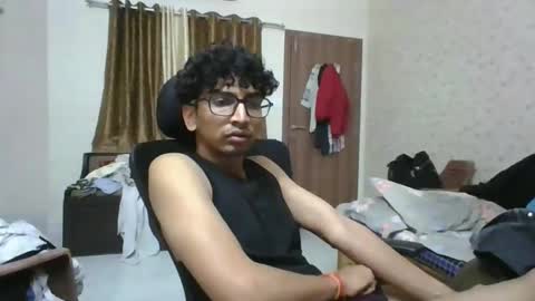 Mask Boy online show from 02/04/26, 05:08