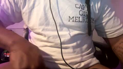 Snapshot of maskeddread chatting on 12/27/24, 01:43 maskeddread online show from 12/27/24, 01:43