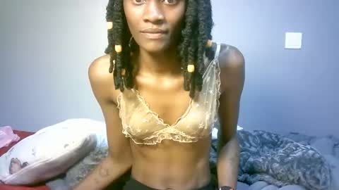 Snapshot of maskgang001 chatting on 09/22/25, 02:46 maskgang001 online show from 09/22/25, 02:46