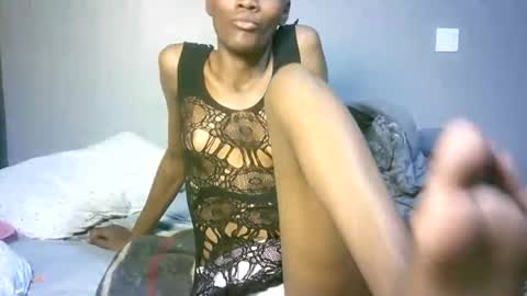 Snapshot of maskgang001 chatting on 10/15/25, 01:50 maskgang001 online show from 10/15/25, 01:50