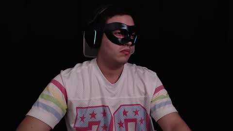 Mask  Briefs online show from 03/08/26, 10:13