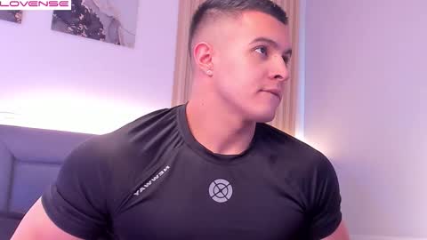 Mason Bennet online show from 12/04/25, 07:55