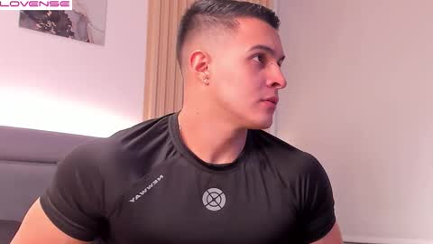 Mason Bennet online show from 12/18/25, 09:21