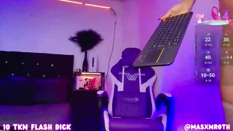 Mason Rothwell   online show from 09/27/25, 11:15