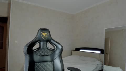 Mason online show from 02/10/25, 09:47