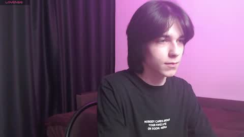 Snapshot of masonsilver_ chatting on 05/23/26, 10:19 masonsilver_ online show from 05/23/26, 10:19