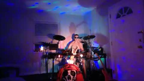 HappyZending online show from 11/25/25, 04:01