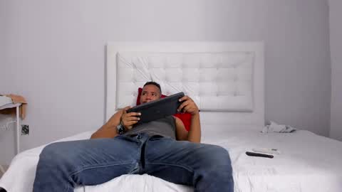 Snapshot of massagem_spa chatting on 02/28/25, 01:37 Lucas online show from 02/28/25, 01:37