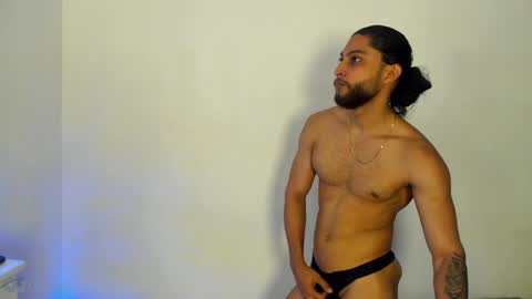 Snapshot of massatgeserotics chatting on 01/02/25, 10:44 I Am Odin online show from 01/02/25, 10:44