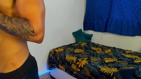 Snapshot of massatgeserotics chatting on 01/10/25, 11:29 I Am Odin online show from 01/10/25, 11:29