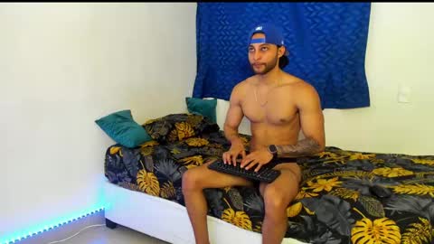 Snapshot of massatgeserotics chatting on 01/13/25, 02:18 I Am Odin online show from 01/13/25, 02:18