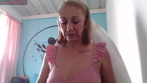 Snapshot of massielferretis chatting on 09/19/25, 08:20 massiel ferreti online show from 09/19/25, 08:20