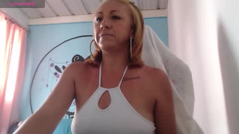 Snapshot of massielferretis chatting on 09/26/25, 08:02 massiel ferreti online show from 09/26/25, 08:02