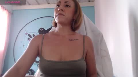 massiel ferreti online show from 12/19/25, 09:11