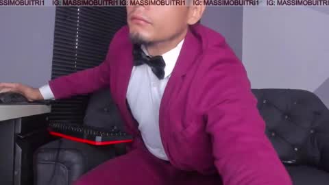 I am Massimo online show from 12/15/25, 12:31