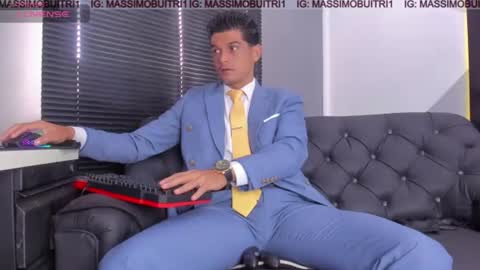 Snapshot of massimo_g chatting on 07/03/26, 12:44 I am Massimo online show from 07/03/26, 12:44
