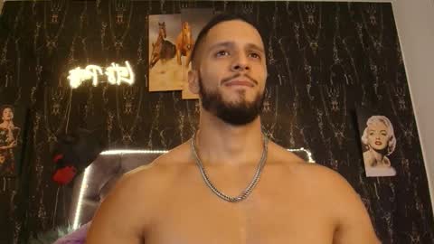 massimo_greco2 online show from 10/29/25, 10:44