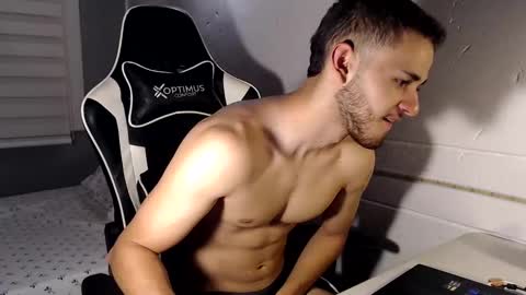 massimo online show from 12/22/24, 02:49