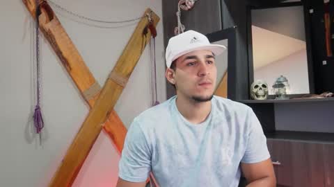 Snapshot of massimo_vidal chatting on 09/11/25, 12:05 massimo_vidal online show from 09/11/25, 12:05