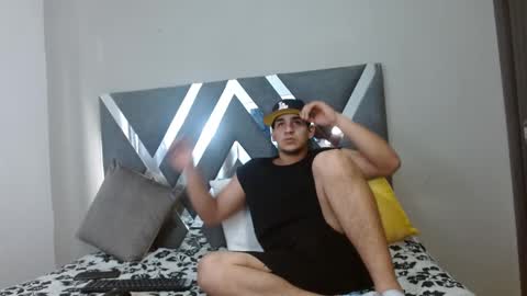 Snapshot of massimo_vidal chatting on 09/22/25, 12:07 massimo_vidal online show from 09/22/25, 12:07