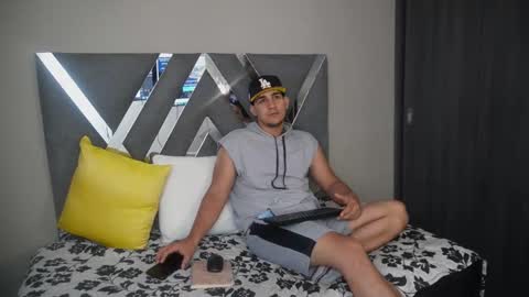 Snapshot of massimo_vidal chatting on 09/23/25, 12:08 massimo_vidal online show from 09/23/25, 12:08