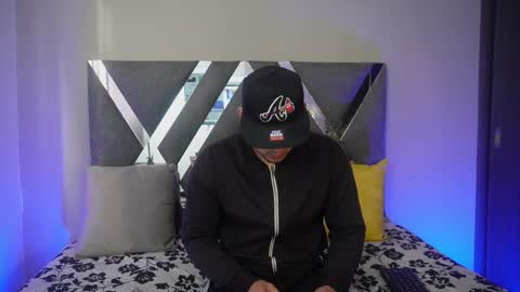 Snapshot of massimo_vidal chatting on 09/29/25, 12:10 massimo_vidal online show from 09/29/25, 12:10