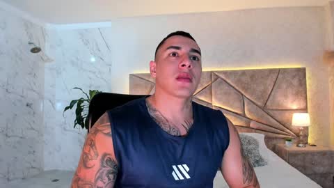 Snapshot of massimocontie_ chatting on 12/03/24, 11:33 Massimo Contie online show from 12/03/24, 11:33