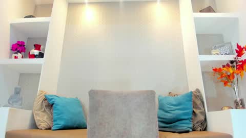 Snapshot of massimocontie_ chatting on 01/11/25, 03:42 Massimo Contie online show from 01/11/25, 03:42