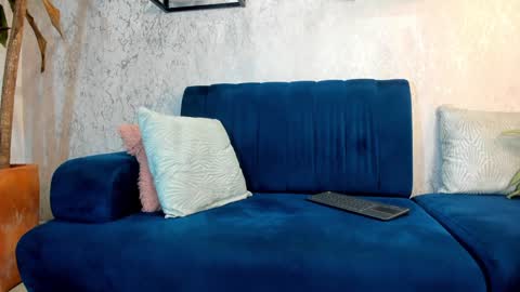 Snapshot of massimocontie_ chatting on 01/27/25, 03:18 Massimo Contie online show from 01/27/25, 03:18