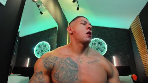 Snapshot of massimowalton2 chatting on 01/11/25, 02:20 massimowalton2 online show from 01/11/25, 02:20