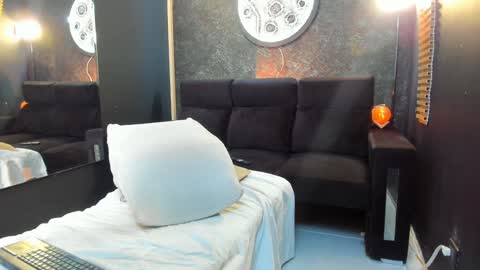 Snapshot of massimowalton2 chatting on 01/25/25, 03:30 massimowalton2 online show from 01/25/25, 03:30