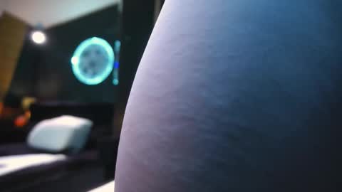 massimowalton2 online show from 11/17/25, 02:12