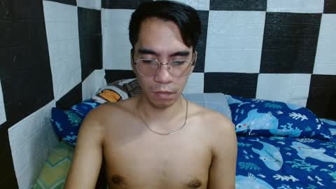 Snapshot of massive_boner02 chatting on 12/18/24, 02:32 massive_boner02 online show from 12/18/24, 02:32