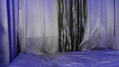 Snapshot of massive_cumboy chatting on 12/05/24, 12:33 Miss Sweet LUNA 3 online show from 12/05/24, 12:33