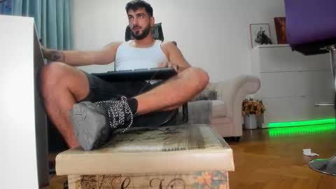 Snapshot of master9four chatting on 09/22/25, 04:20 Matthew online show from 09/22/25, 04:20