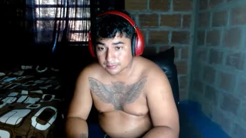 Snapshot of master_aron chatting on 03/20/26, 08:25 master_aron online show from 03/20/26, 08:25