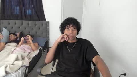 Snapshot of master_boy28 chatting on 10/23/25, 06:17 master_boy28 online show from 10/23/25, 06:17