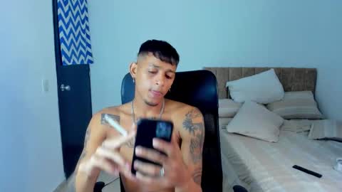 Snapshot of master_boy28 chatting on 11/05/25, 06:35 master_boy28 online show from 11/05/25, 06:35