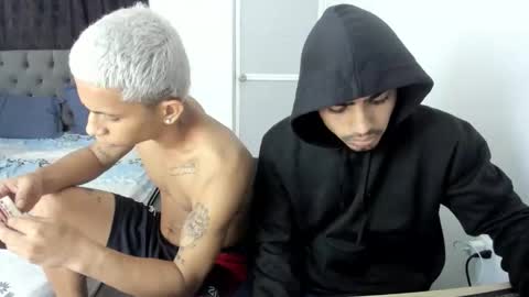 Snapshot of master_boy28 chatting on 11/22/25, 06:23 master_boy28 online show from 11/22/25, 06:23