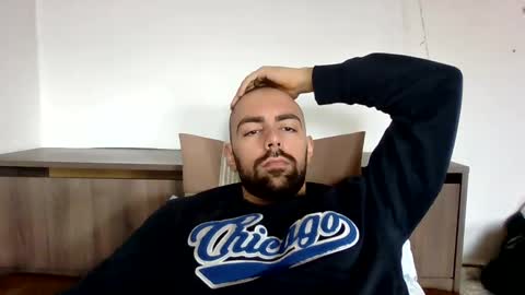 master_david_23 online show from 02/20/25, 07:34